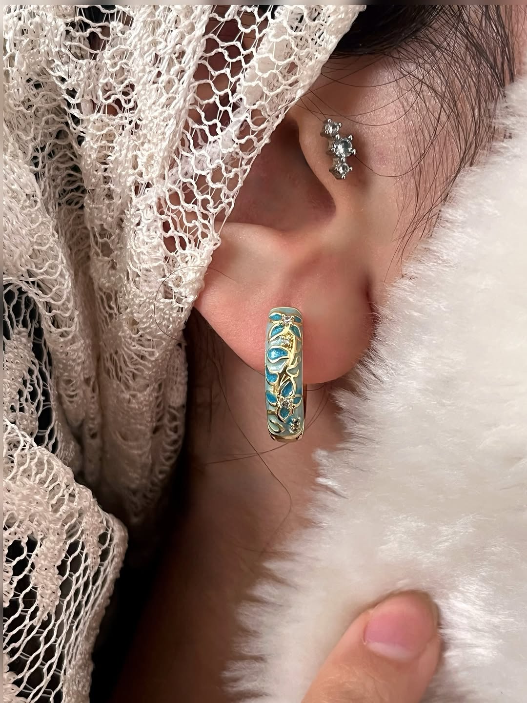 گوشواره حلقه‌ای میناکاری کد 03