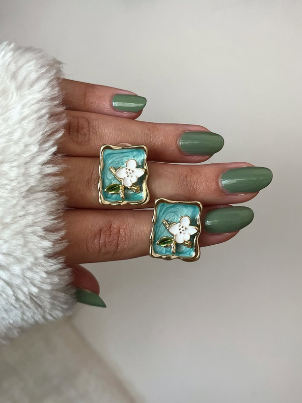 گوشواره میناکاری طرح کلاسیک fashion jewelery