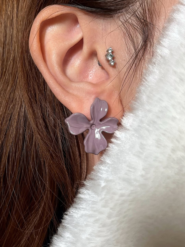 گل آویز برند FASHION jewelry