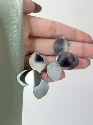 گوشواره گل آویز استیل